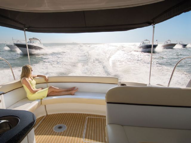 Four Winns V458 - Image 3