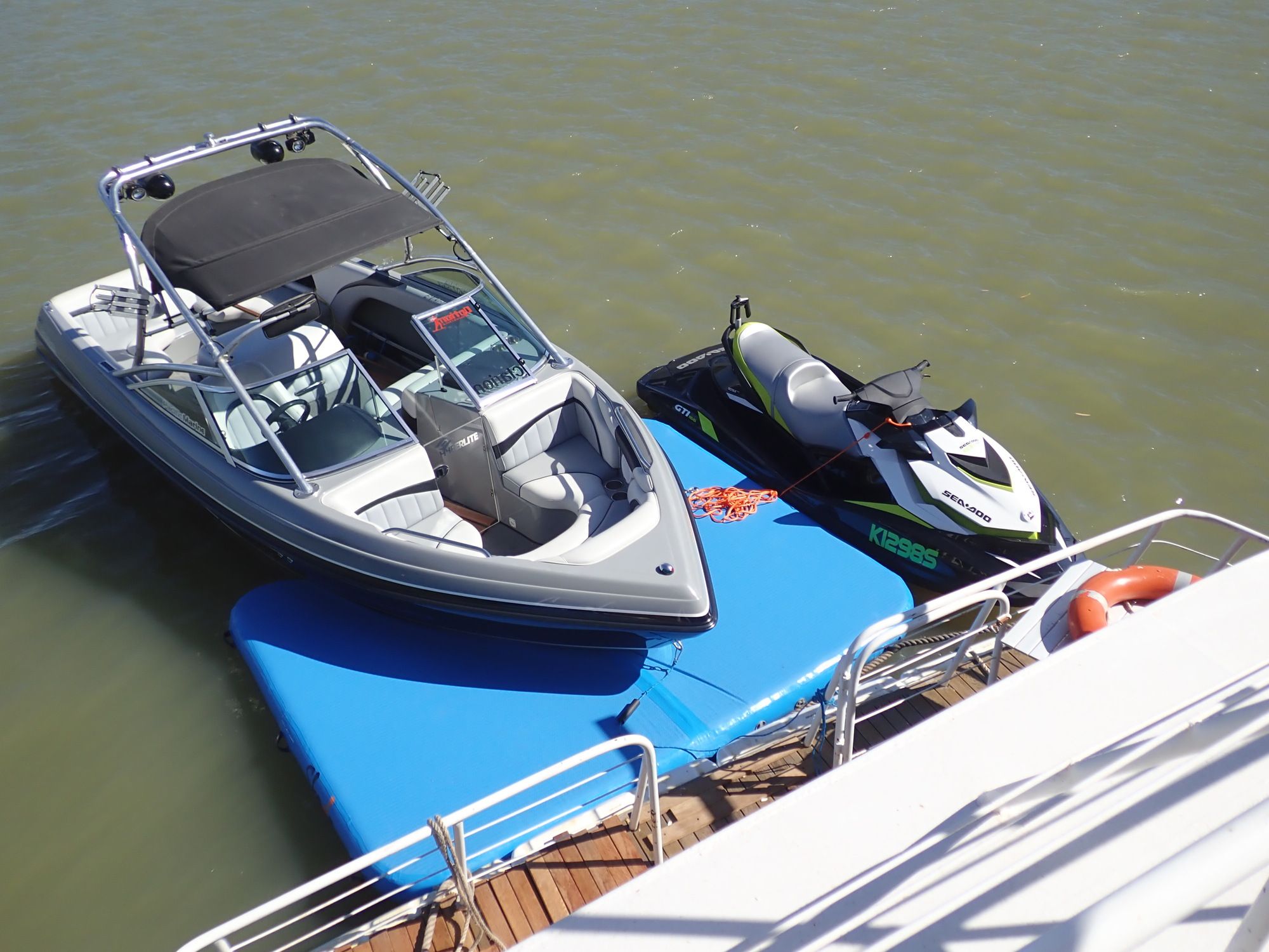 Inflatable Air Dock - Image 3